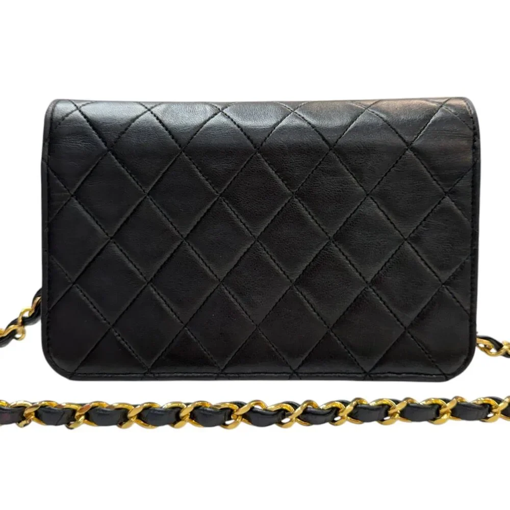 CHANEL Black Lambskin Full Flap Chain Bag - Picture 4 of 8